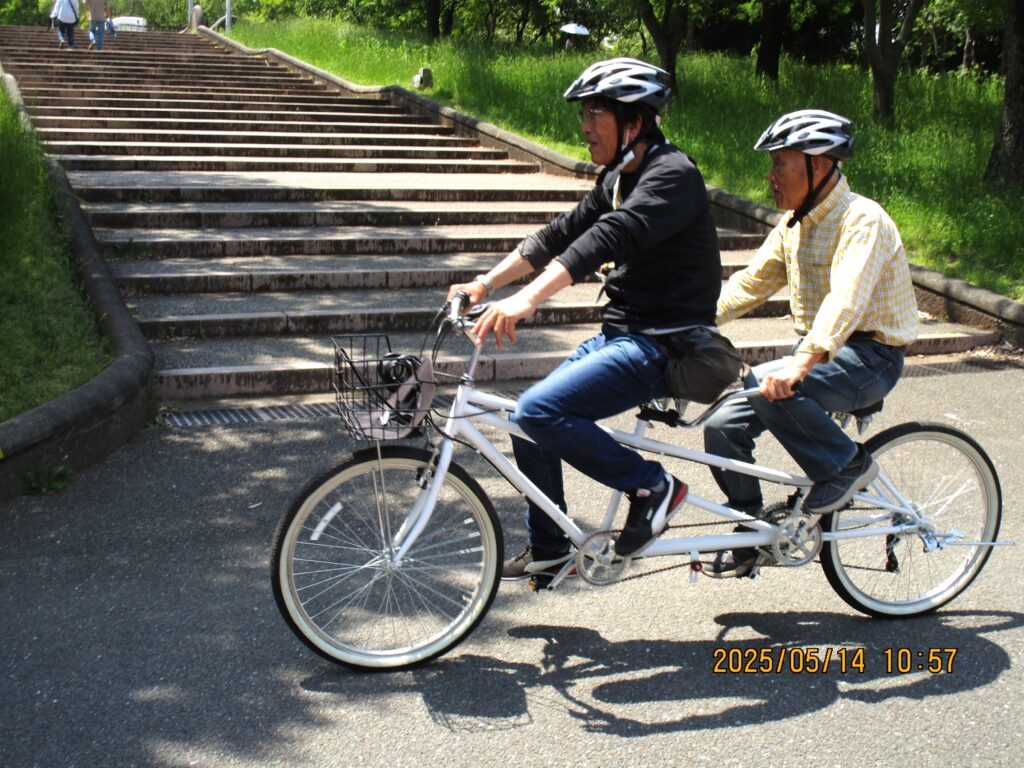 タンデム自転車
